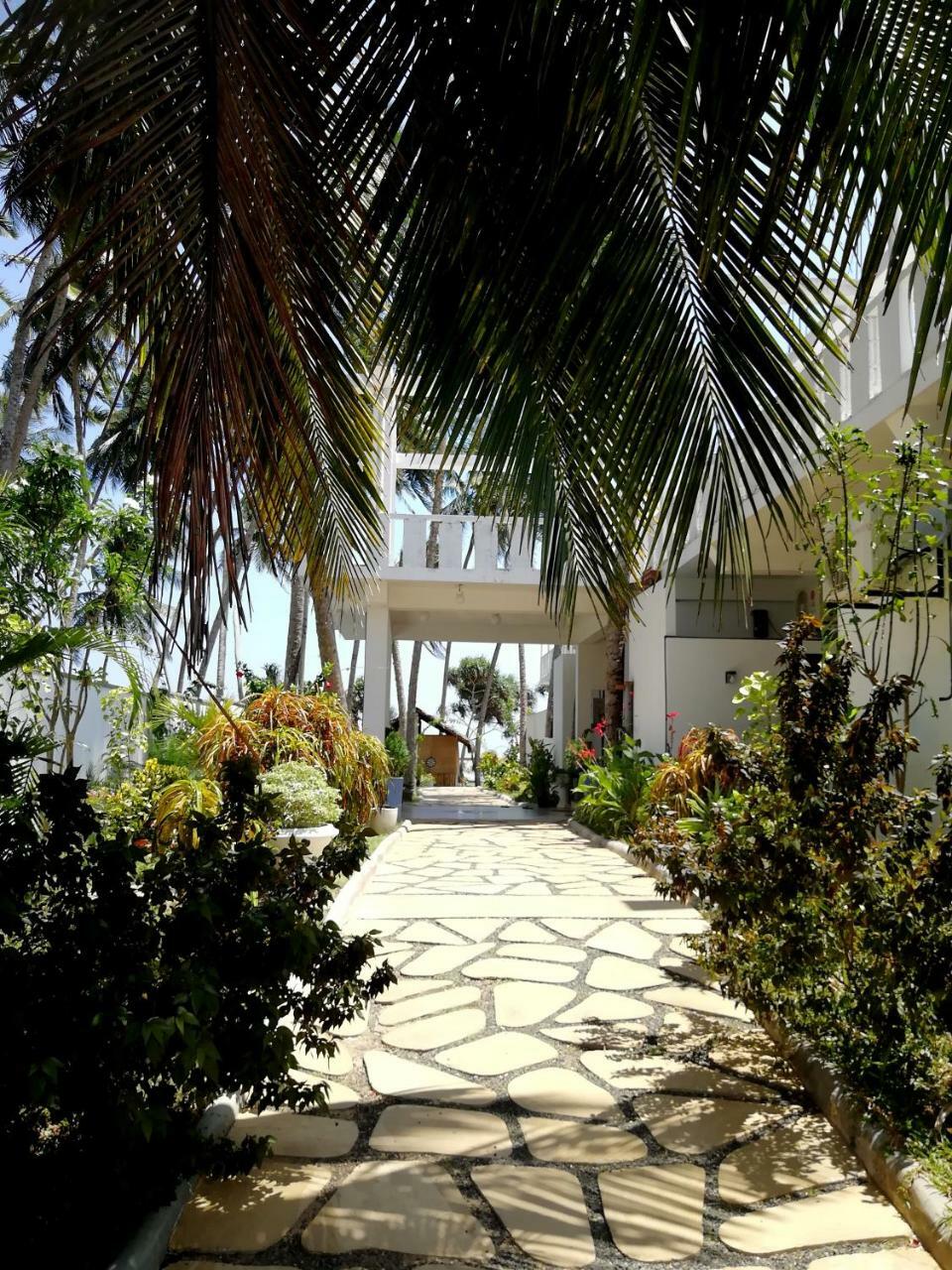 Nirvana Beach Boutique Hotel Netolpitiya Exterior photo
